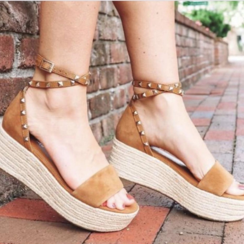 MARC FISHER Tan Jazlyn Studded Leather Ankle Strap Espadrille Wedge Sandals